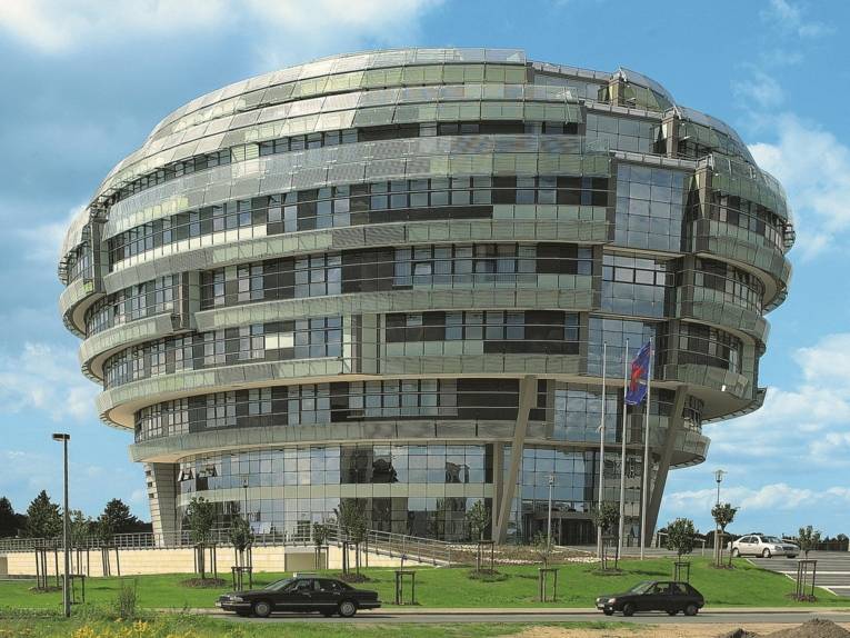 International Neuroscience Institute (INI)