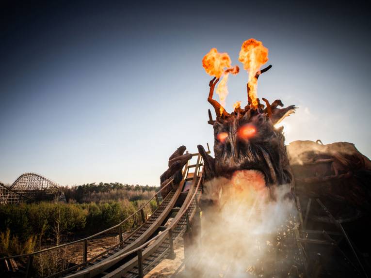 Colossos - Kampf der Giganten - Achterbahn im Heide Park Resort