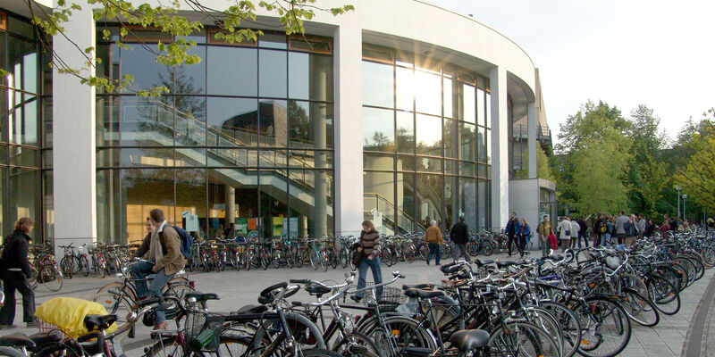 Hörsaalzentrum am Campus Haarentor der Universität Oldenburg Hörsaalzentrum am Campus Haarentor der Universität Oldenburg
